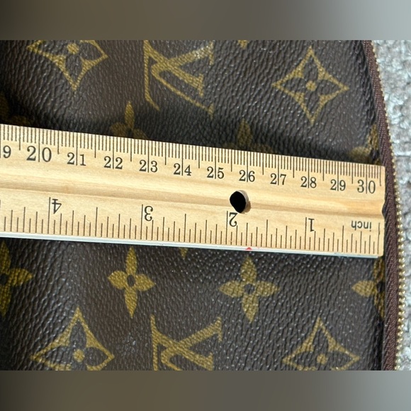 Auth LOUIS VUITTON Monogram Pochette Cosmetic PM Cosmetic Pouch - Picture 14 of 14